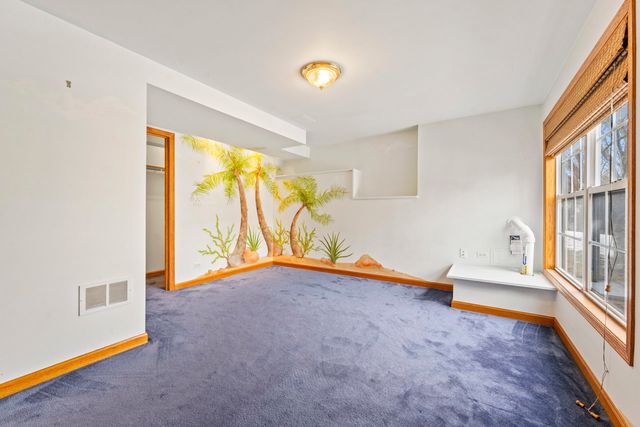 1460 Lancaster Lane, Algonquin, IL 60102