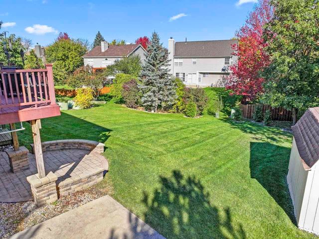 1460 Lancaster Lane, Algonquin, IL 60102