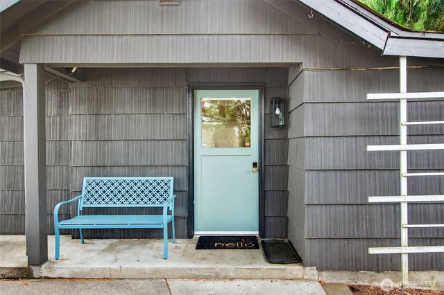 2562 Lake Whatcom Boulevard, Bellingham, WA 98229