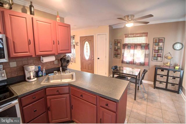 1921 LINCOLN AVE, Baltimore, MD 21227
