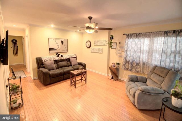 1921 LINCOLN AVE, Baltimore, MD 21227
