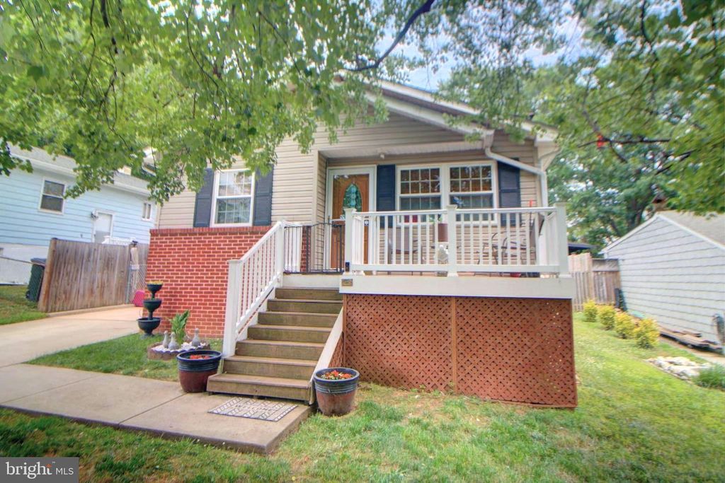 1921 LINCOLN AVE, Baltimore, MD 21227