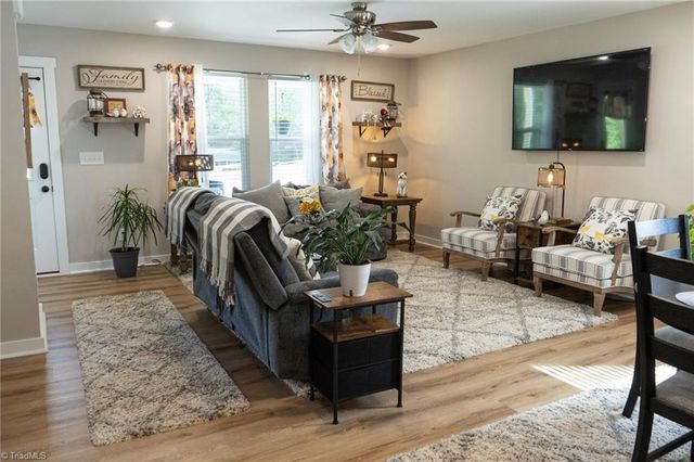 123 Hilton Drive, Winston-salem, NC 27127