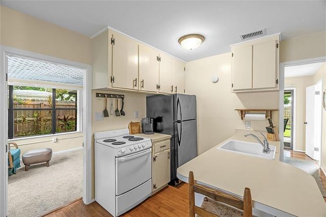 1370 4th Court, Vero Beach, FL 32960