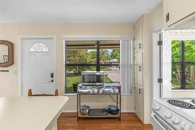 1370 4th Court, Vero Beach, FL 32960