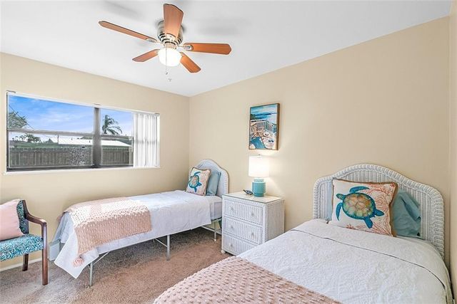 1370 4th Court, Vero Beach, FL 32960