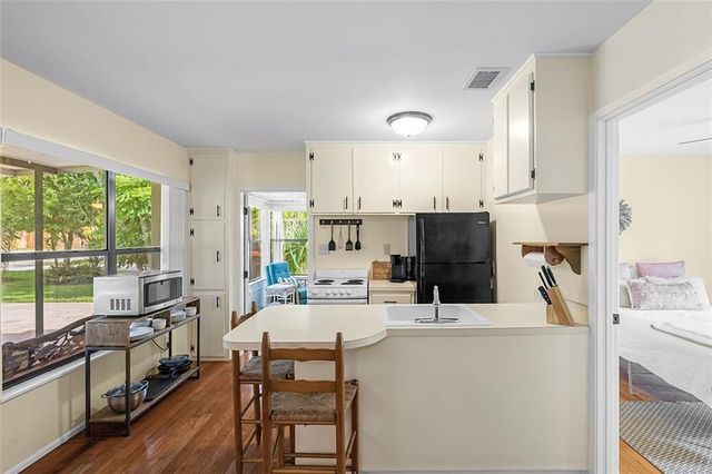 1370 4th Court, Vero Beach, FL 32960