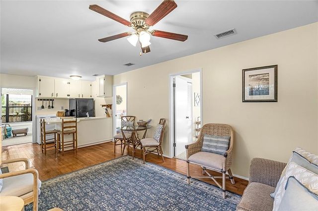 1370 4th Court, Vero Beach, FL 32960