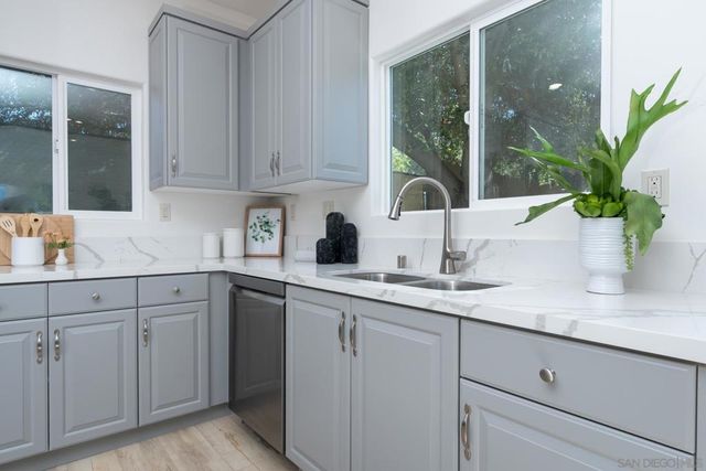 12325 12327 Lemoncrest Drive, Lakeside, CA 92040