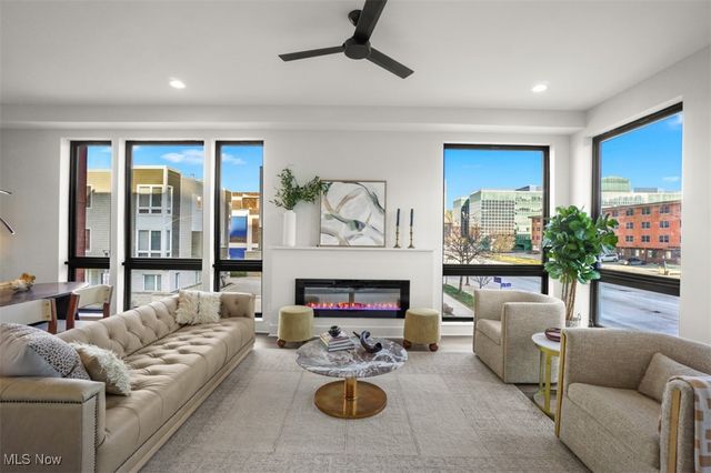 1485 E Superior Avenue 25, Cleveland, OH 44114