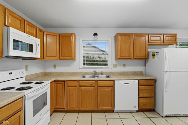 4950 Walker Street, Greenwood, IN 46143