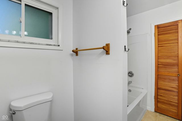 4950 Walker Street, Greenwood, IN 46143