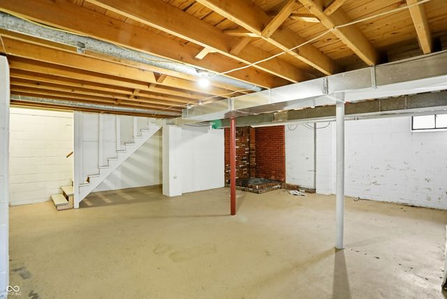 4950 Walker Street, Greenwood, IN 46143