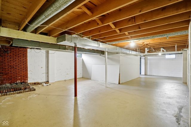 4950 Walker Street, Greenwood, IN 46143