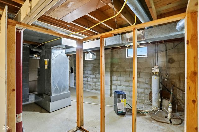 4950 Walker Street, Greenwood, IN 46143