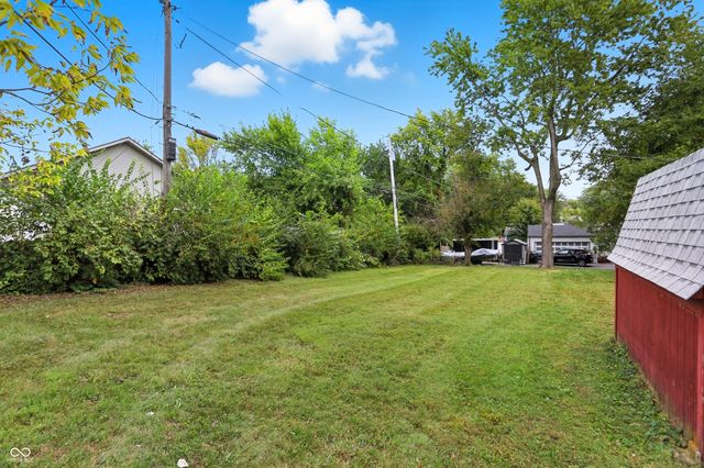 4950 Walker Street, Greenwood, IN 46143