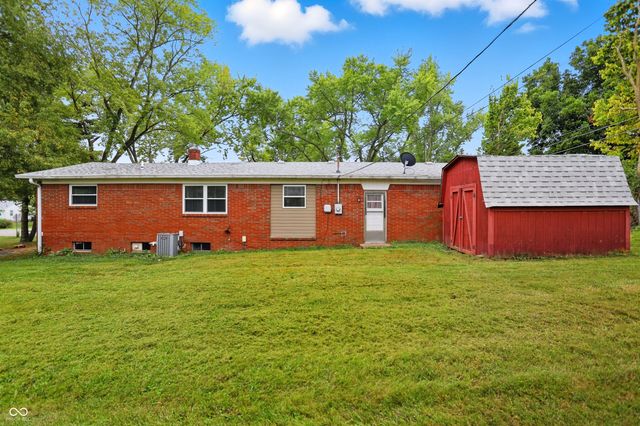 4950 Walker Street, Greenwood, IN 46143