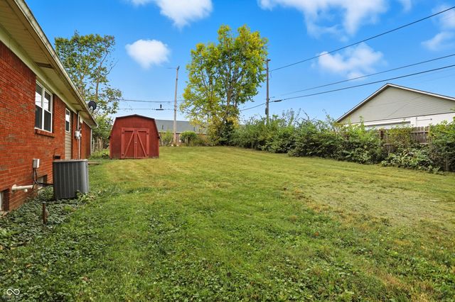 4950 Walker Street, Greenwood, IN 46143