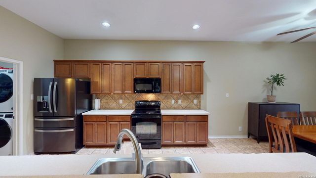 158 Glen Eagles, Cibolo, TX 78108