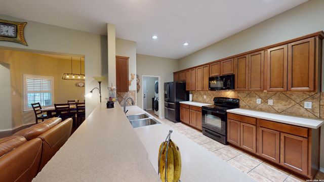 158 Glen Eagles, Cibolo, TX 78108