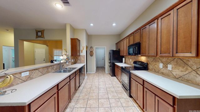 158 Glen Eagles, Cibolo, TX 78108