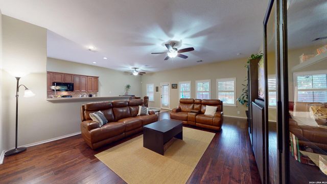 158 Glen Eagles, Cibolo, TX 78108