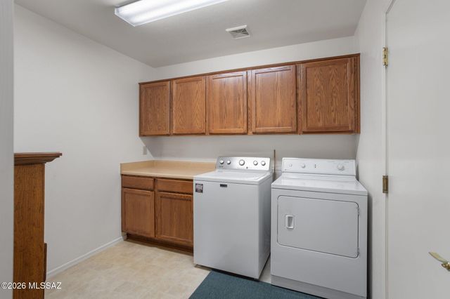 1547 N Buttes Drive, Green Valley, AZ 85614