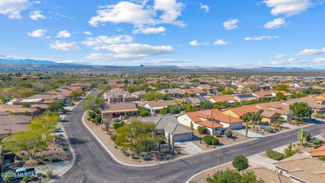 1547 N Buttes Drive, Green Valley, AZ 85614