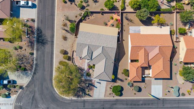 1547 N Buttes Drive, Green Valley, AZ 85614
