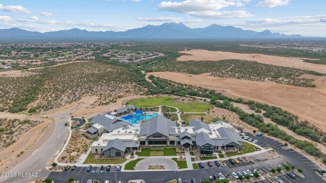 1547 N Buttes Drive, Green Valley, AZ 85614