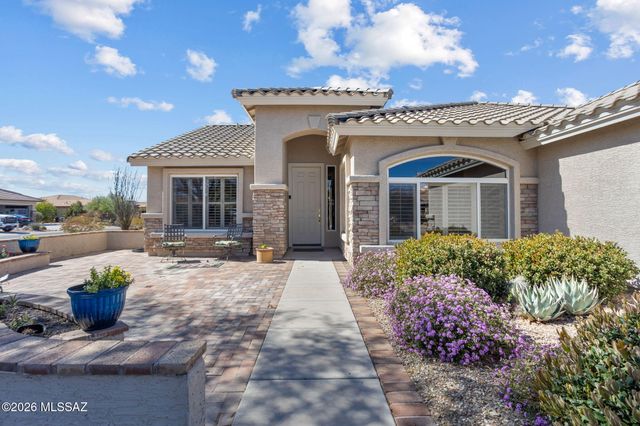 1547 N Buttes Drive, Green Valley, AZ 85614