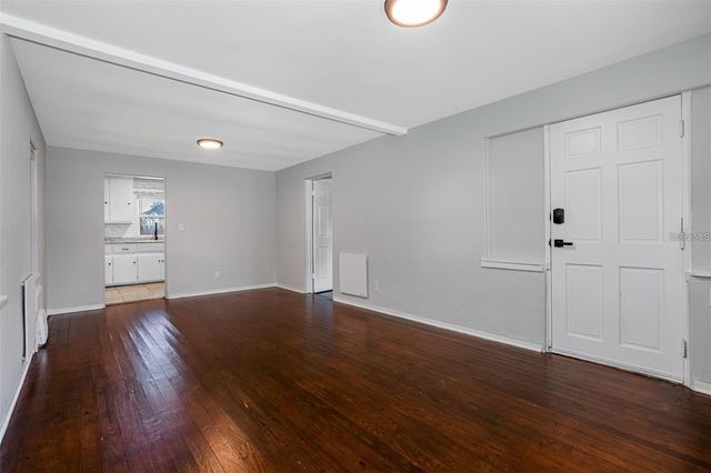 835 35TH AVENUE S, St Petersburg, FL 33705