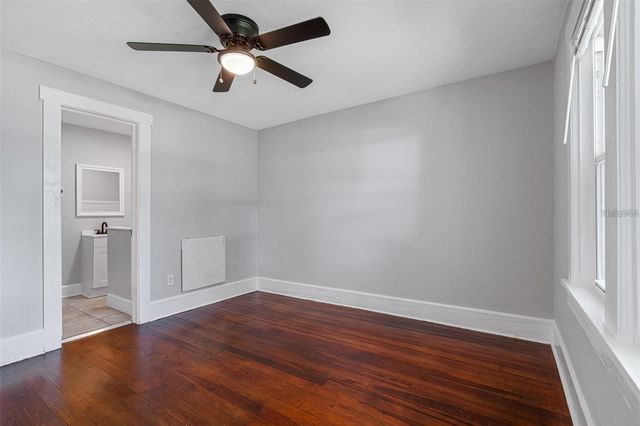 835 35TH AVENUE S, St Petersburg, FL 33705