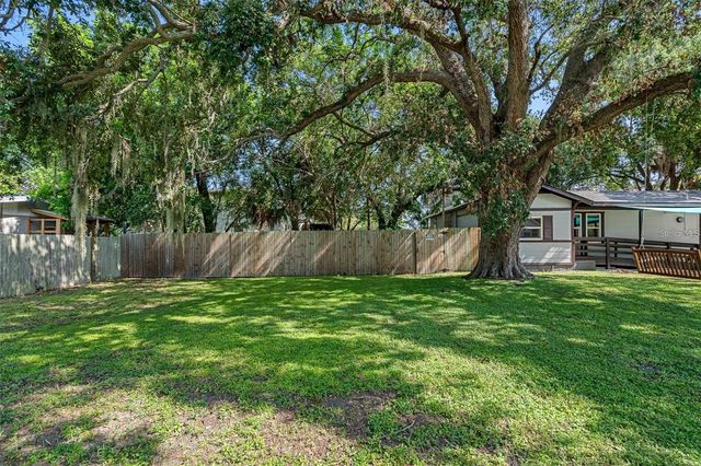 835 35TH AVENUE S, St Petersburg, FL 33705