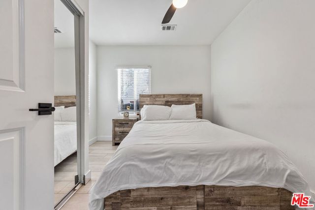 2016 10th Avenue, Los Angeles, CA 90018