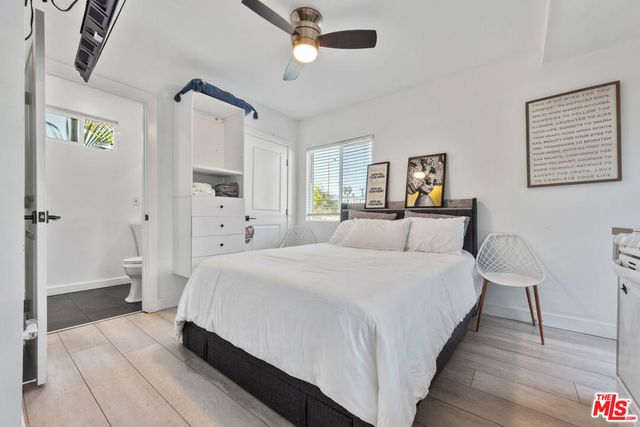 2016 10th Avenue, Los Angeles, CA 90018