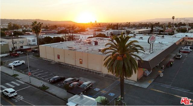 2016 10th Avenue, Los Angeles, CA 90018