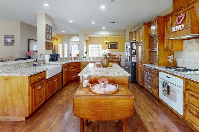 2185 Perry St, Sutter, CA 95982