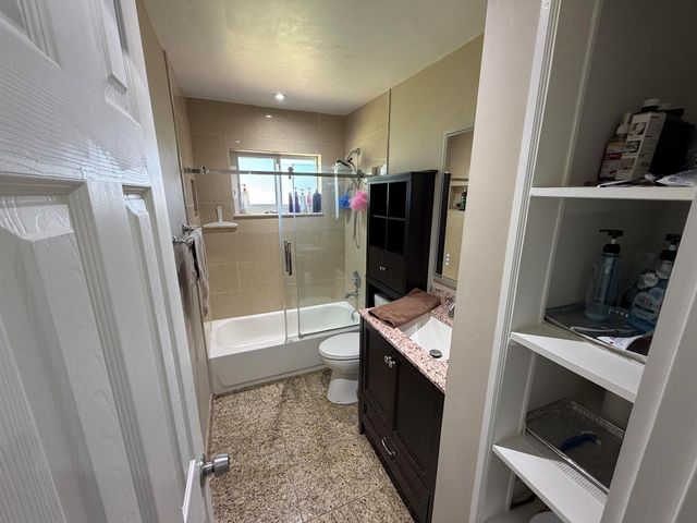 2185 SW Wayne Street, Port St. Lucie, FL 34984