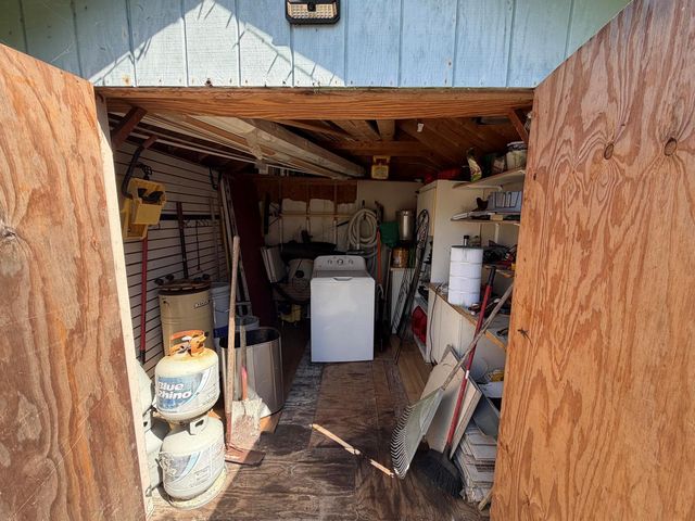 2185 SW Wayne Street, Port St. Lucie, FL 34984