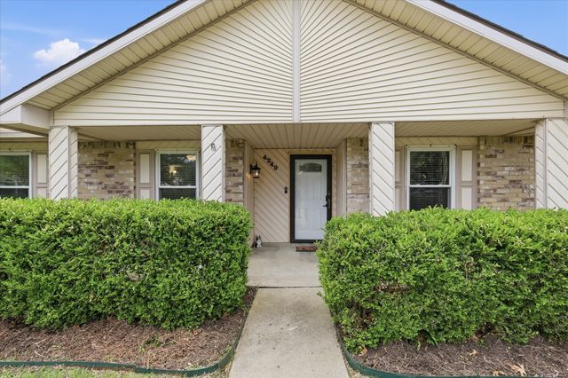 4249 Fryer Street, The Colony, TX 75056