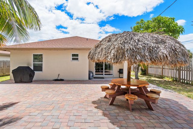 749 Tallapoosa Street, West Palm Beach, FL 33405