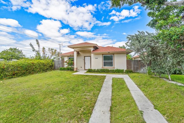749 Tallapoosa Street, West Palm Beach, FL 33405