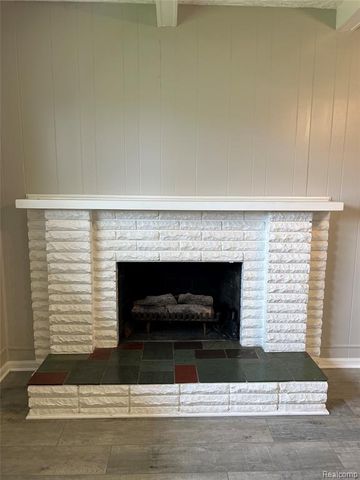 33555 Groth Drive, Sterling Heights, MI 48312