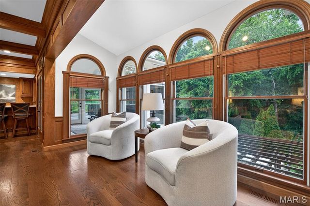 1 Delvin Court, Town And Country, MO 63141