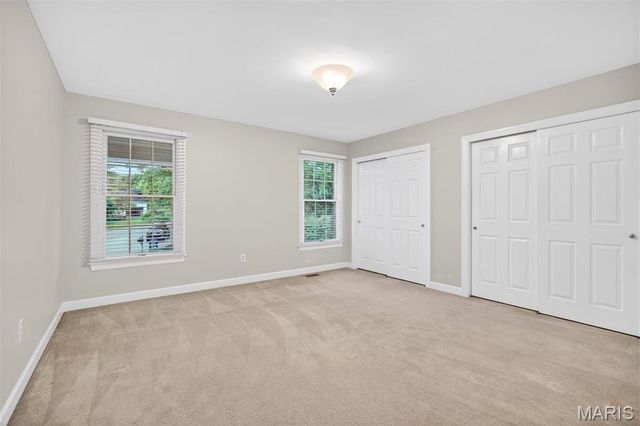 1 Delvin Court, Town And Country, MO 63141