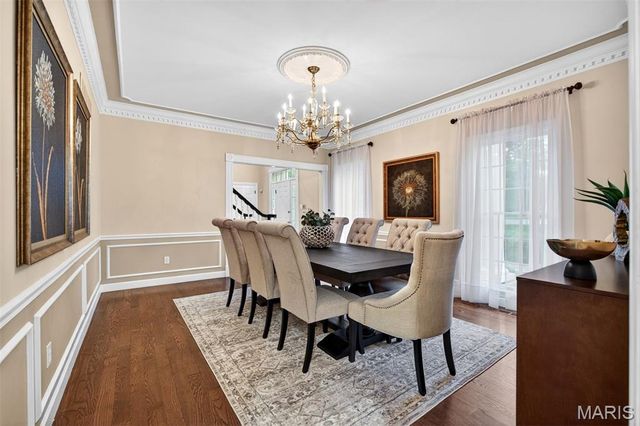 1 Delvin Court, Town And Country, MO 63141