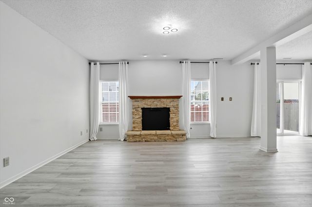 2954 Holiday Way, Greenwood, IN 46143