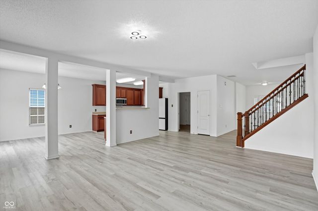 2954 Holiday Way, Greenwood, IN 46143