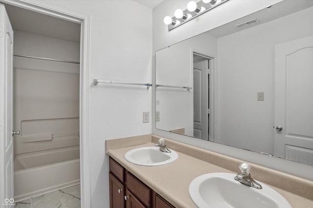 2954 Holiday Way, Greenwood, IN 46143